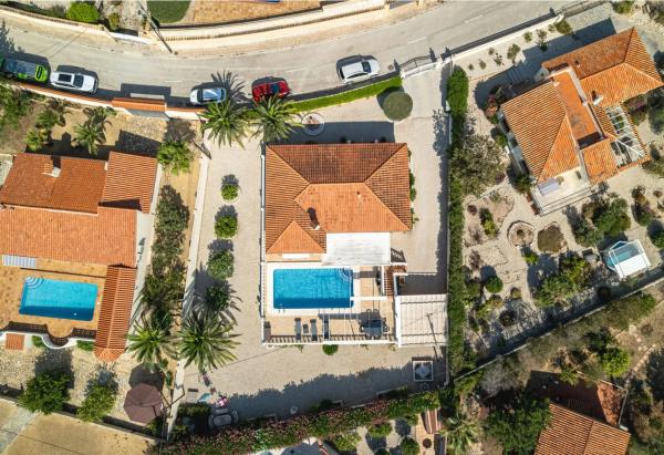 Chalet en calle Azorin