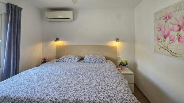 Casa independiente en calle Júpiter