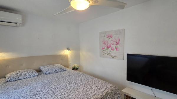 Casa independiente en calle Júpiter