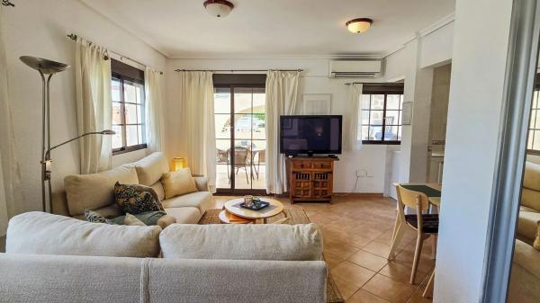 Casa independiente en calle Júpiter