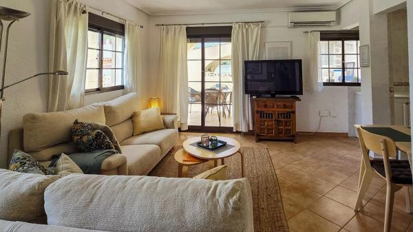 Casa independiente en calle Júpiter