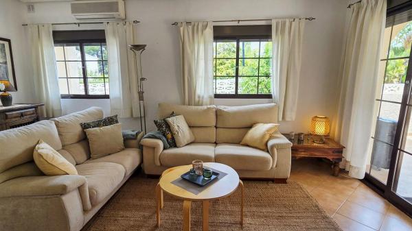 Casa independiente en calle Júpiter