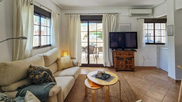 Casa independiente en calle Júpiter