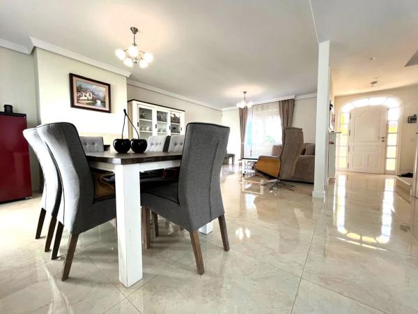 Chalet pareado en calle Llissa s/n