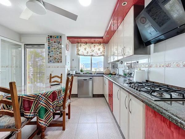 Casa independiente en calle Austral