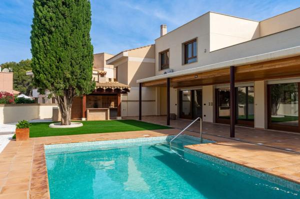 Chalet en calle de Tritó