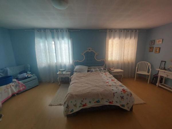 Casa independiente en calle Morena