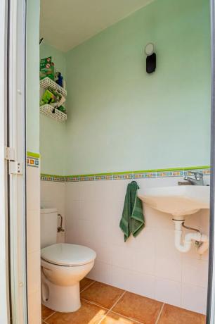 Chalet adosado en calle Violeta