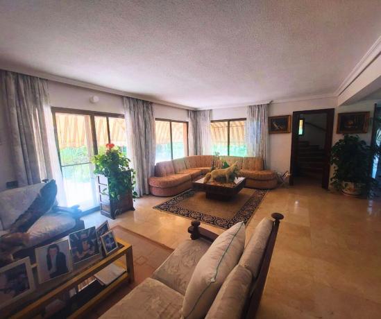 Casa independiente en calle Morena