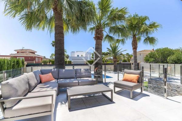 Casa independiente en avenida Gran Canaria