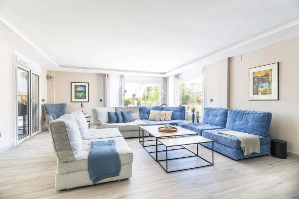 Casa independiente en avenida Gran Canaria