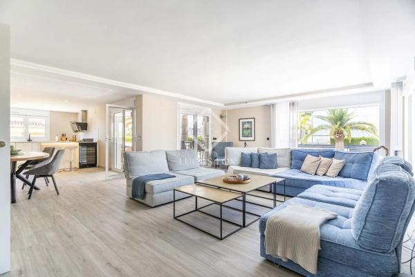 Casa independiente en avenida Gran Canaria