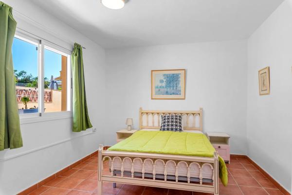 Chalet adosado en calle Bonn, 6