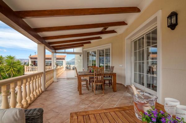 Casa independiente en calle Pirineus