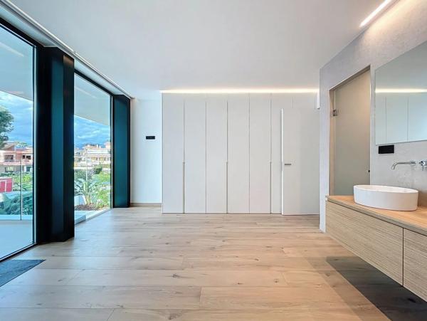 Casa independiente en calle Calíope, 2