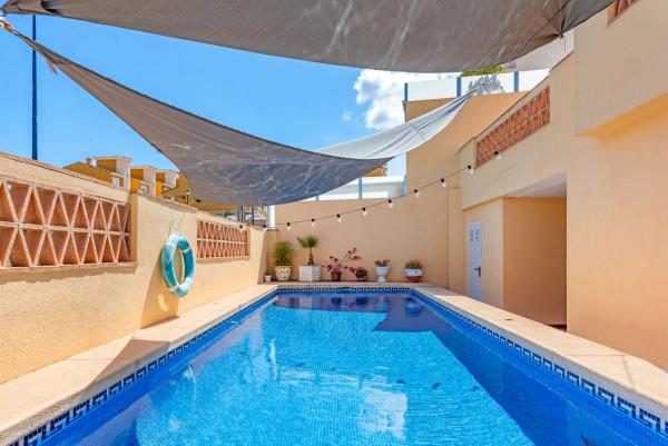 Chalet adosado en calle Bonn, 6