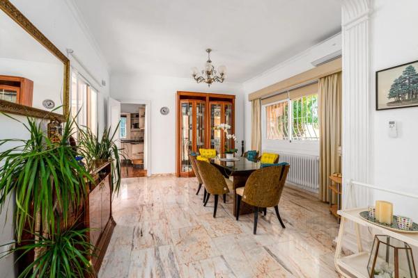 Casa independiente en calle Pinsà