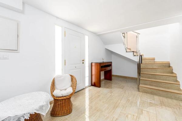 Casa independiente en calle Cormorà