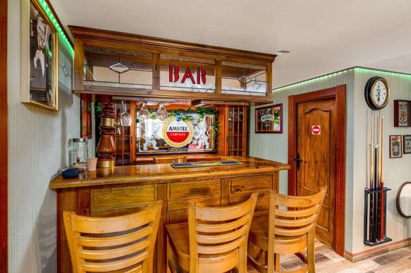 Casa independiente en calle Cormorà