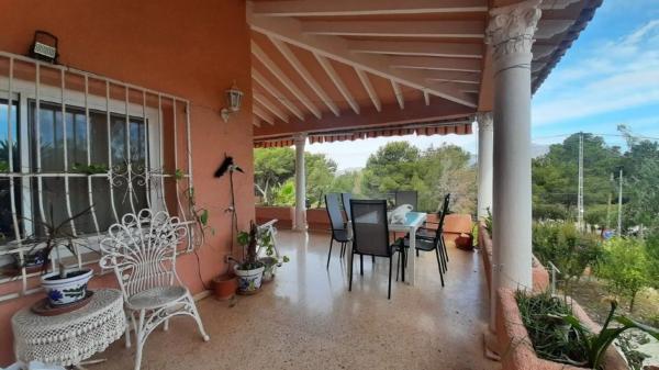 Casa independiente en calle Faisa