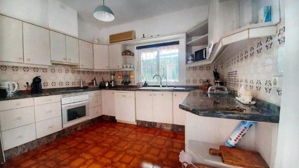 Casa independiente en calle Faisa