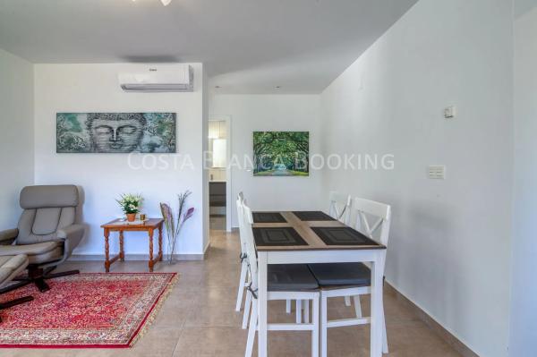 Casa independiente en calle Ulisses