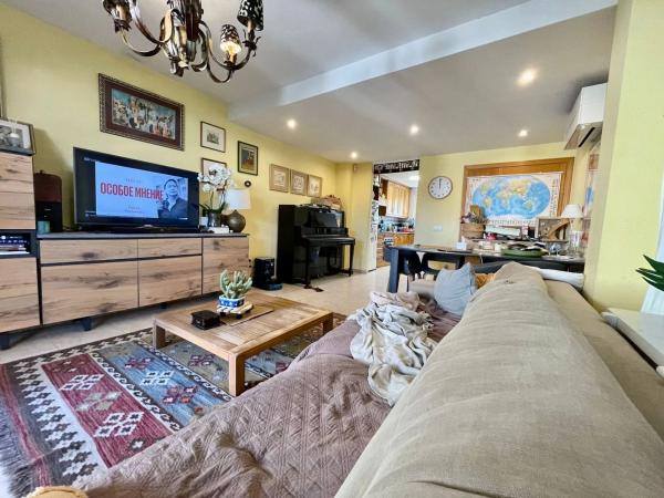 Chalet adosado en calle Cormorà