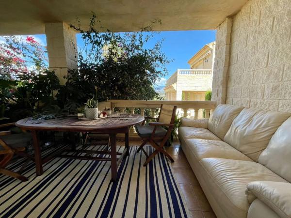 Chalet adosado en calle Cormorà