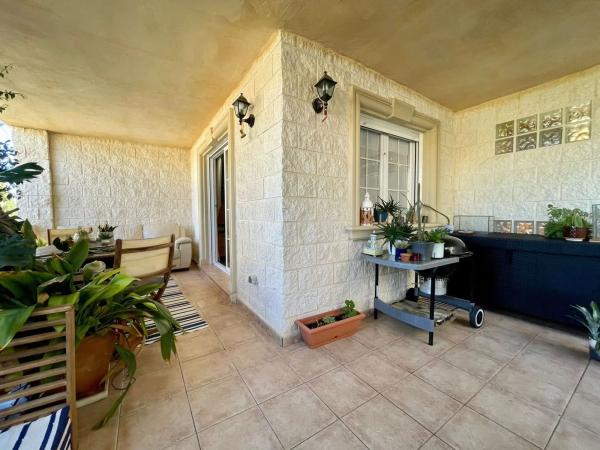 Chalet adosado en calle Cormorà