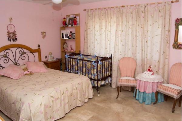 Casa independiente en calle Berlín