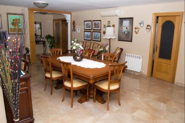 Casa independiente en calle Berlín