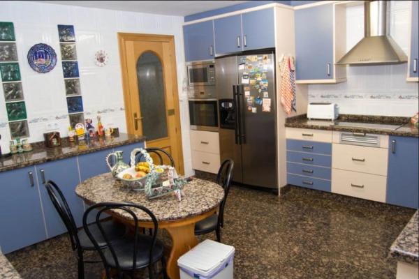 Casa independiente en calle Berlín