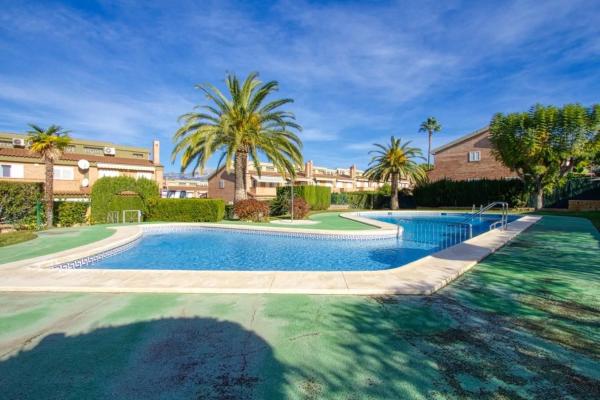 Chalet adosado en camino Vell d'Altea, 32