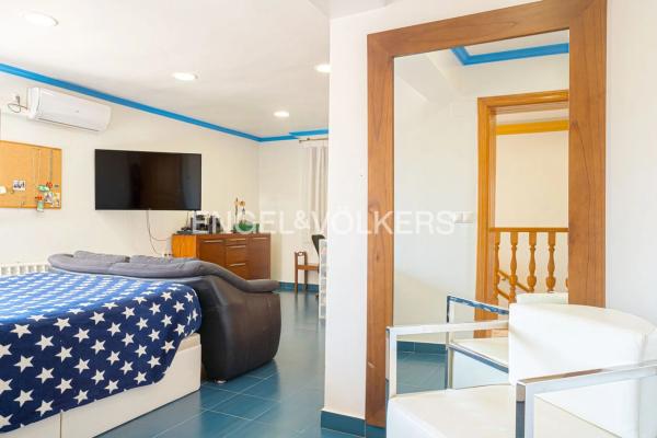 Casa independiente en calle Robi