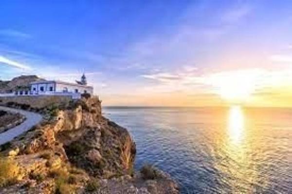 Chalet adosado en calle Clavell