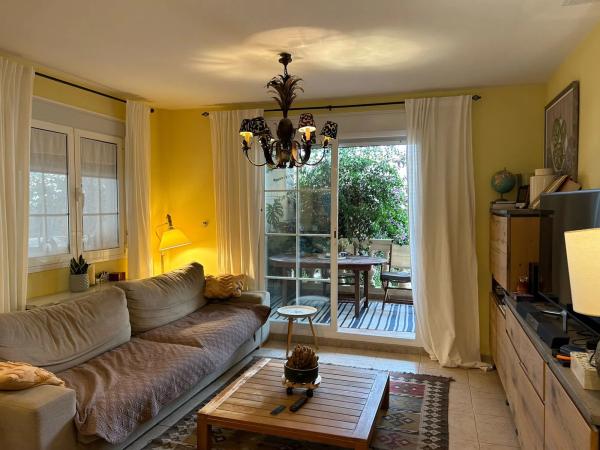 Chalet adosado en calle Cormorà, 30