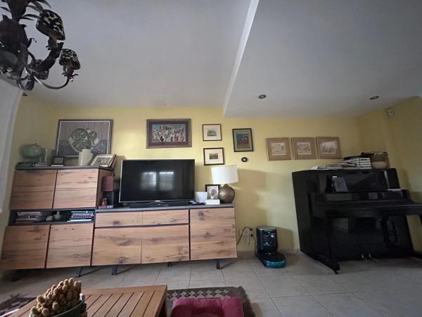 Chalet adosado en calle Cormorà, 30