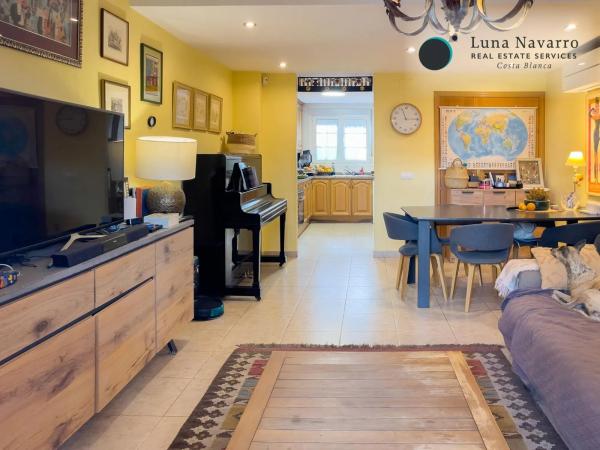 Chalet adosado en calle Pinsà, 3