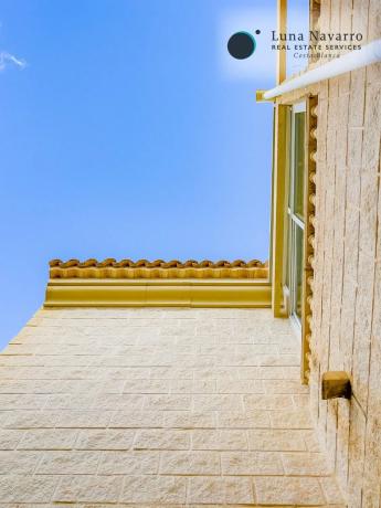 Chalet adosado en calle Pinsà, 3