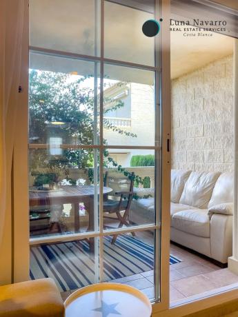 Chalet adosado en calle Pinsà, 3