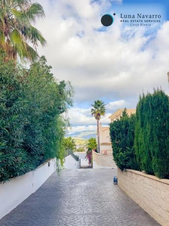 Chalet adosado en calle Pinsà, 3