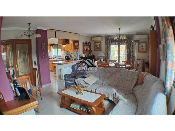 Chalet en avenida Carbonera, 66 -68