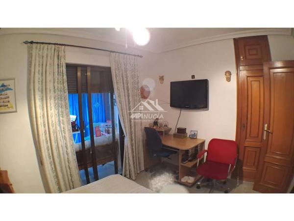 Chalet en avenida Carbonera, 66 -68