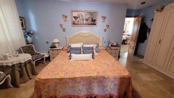 Casa independiente en calle Amsterdam