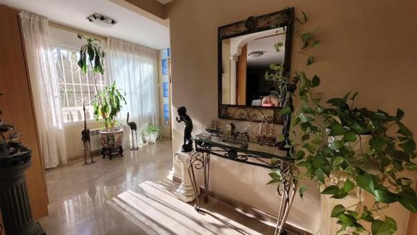 Casa independiente en calle Amsterdam