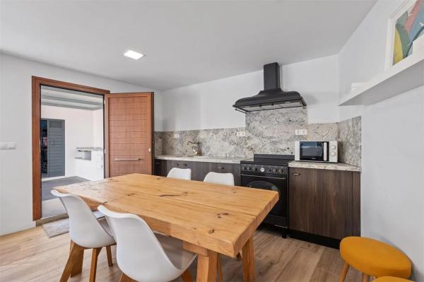 Casa independiente en calle Turquesa