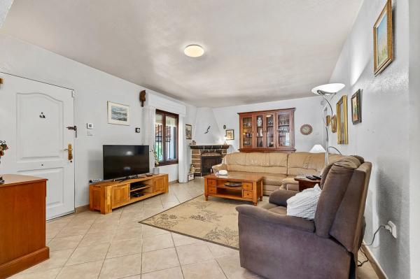 Casa independiente en calle Vall d'Alcalá