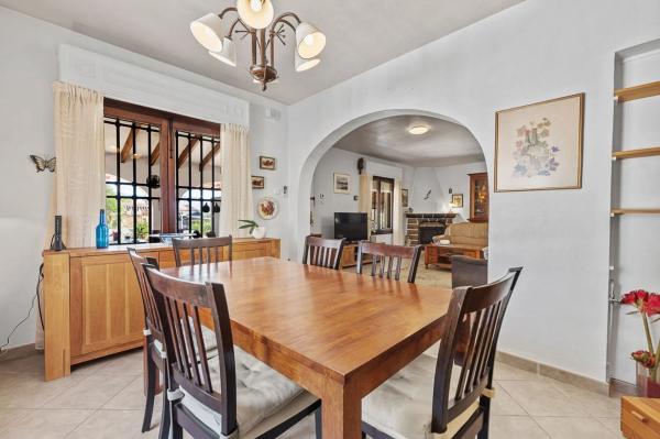 Casa independiente en calle Vall d'Alcalá