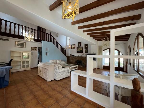 Casa independiente en calle Quevedo