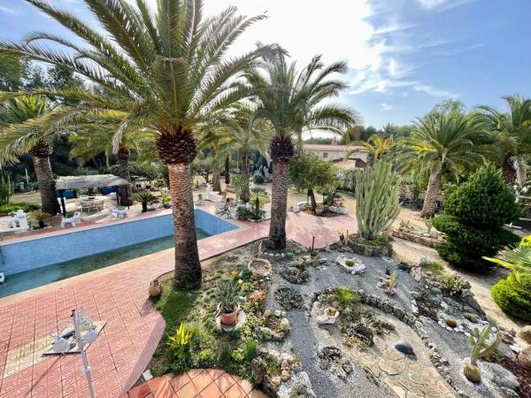 Casa independiente en calle Castanyers Bh